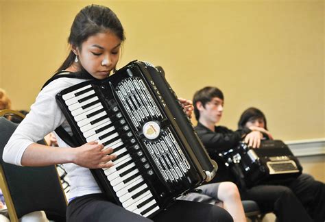 American Accordionists' Association meets in Baltimore - Chicago Tribune