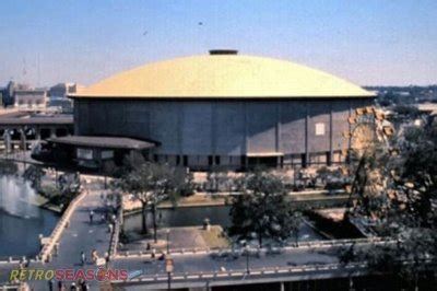 San Antonio Spurs - Arena History - RetroSeasons.com