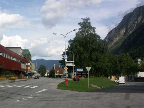 Rjukan, Norway's Sun-Reflecting Mirrors - Business Insider