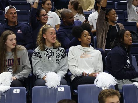 Mindy Figueroa Buzz: Uconn Women's Basketball 2023 Recruits