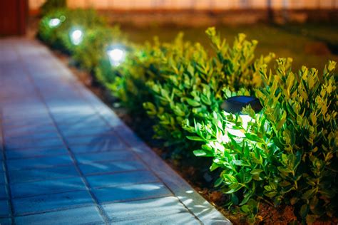 Solar Landscape Lighting Pros and Cons | Install-It-Direct