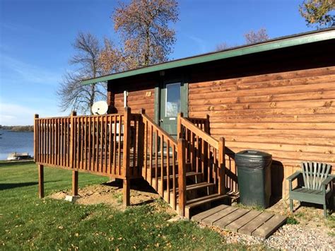 Fishing Cabin on Lake of the Woods, Minnesota | Oak Island Cabin