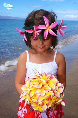 Maui Wedding Flowers - A Happy Maui Wedding