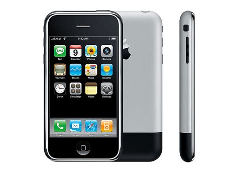 Steve Jobs introduced the first iPhone - Web Design Museum