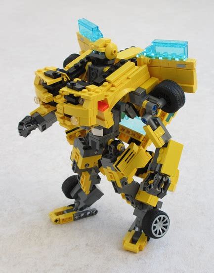 LEGO Chevrolet Camaro Turns Into Transformer Bumblebee - autoevolution