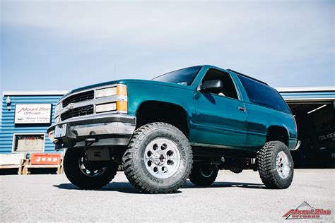 Lifted 1995 Chevy Tahoe LT - Mount Zion Offroad Build