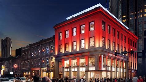 Blake Shelton opening "Ole Red Nashville" restaurant & venue on Lower ...