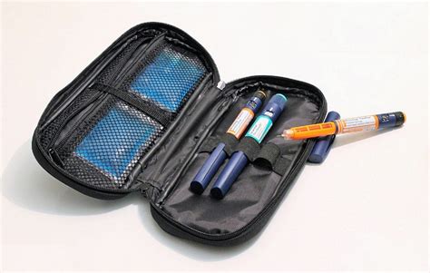 Insulin Travel Case - Epipen Carrying Case - Insulin Pen Case keeps diab medication cool ...