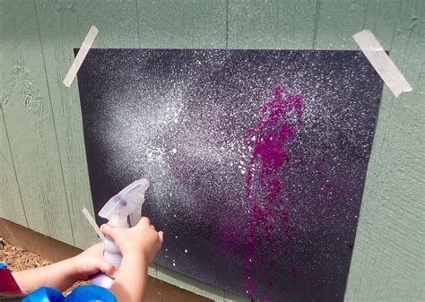 This simple galaxy painting project is perfect for any age child, even one who is hesitant about ...