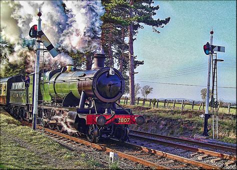 Gloucestershire and Warwickshire Railway | Leaving Cheltenha… | Flickr