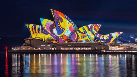 Vivid Sydney: Australia's largest festival is back to illuminate New ...