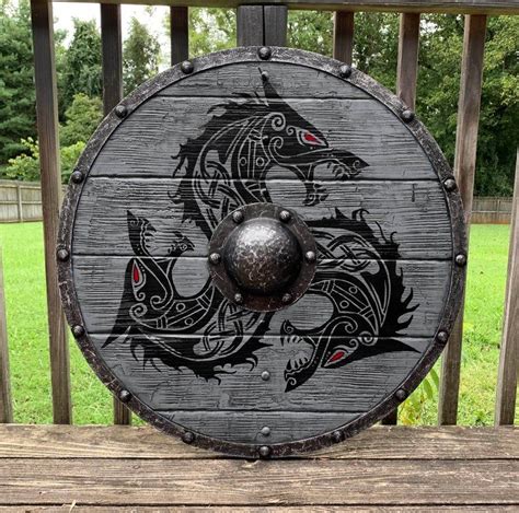 Shields Axes Paintings and Sculptures de HyperealismPaintings | Viking ...