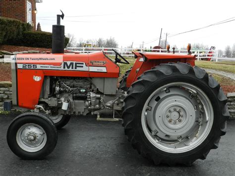 Massey Ferguson 255 Tractor - Diesel