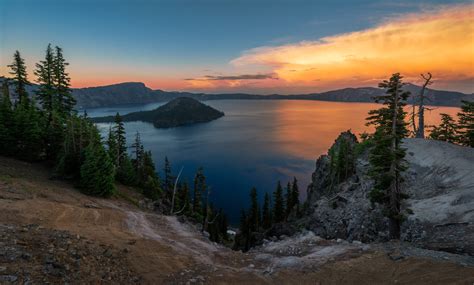 15 Best Crater Lake Hikes (For All Skill Levels!) • Small Town Washington