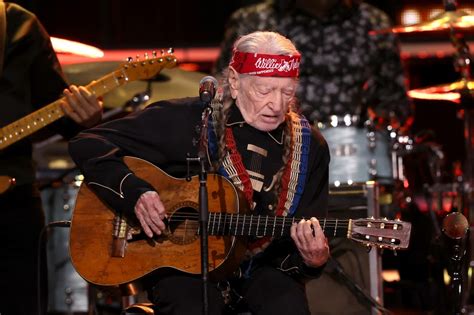 How to Watch the 'Willie Nelson & Family' Documentary