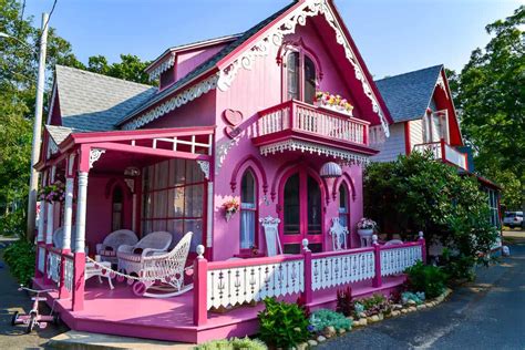 Martha's Vineyard | Oak Bluffs Gingerbread Cottages | Katie's Bliss