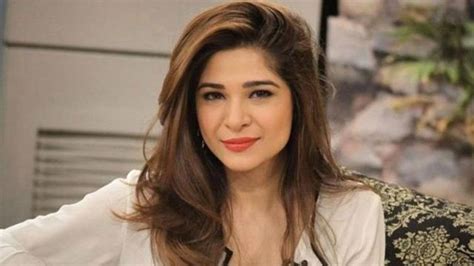 Why Ayesha Omar wants to leave Pakistan? - Entertainment - Dunya News