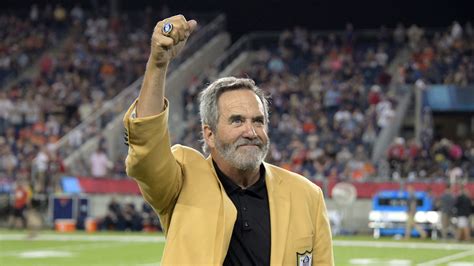 Dan Fouts to be replaced on CBS' No. 2 NFL broadcast team, per reports