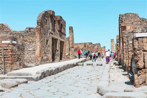 Pompeii: Archaeological Park Tour with Skip-the-Line Entry | GetYourGuide