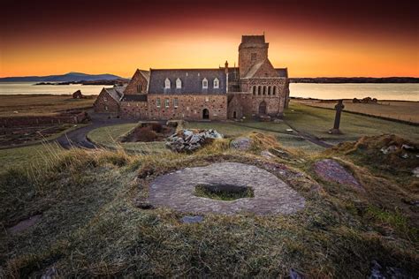 Iona Abbey | Visit Mull & Iona