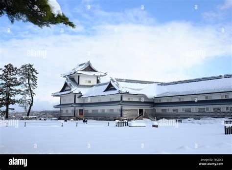 Kanazawa castle in winter snow Stock Photo - Alamy