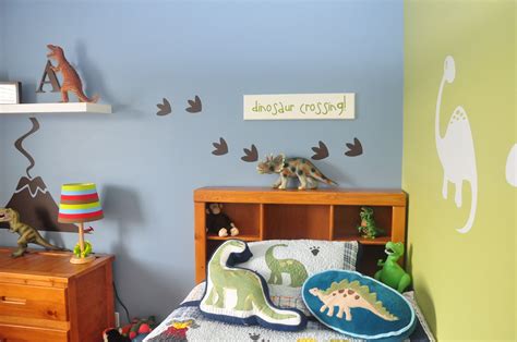 10 Dinosaur Bedroom Ideas Most of the Elegant as well as Beautiful | Kid room decor, Dinosaur ...