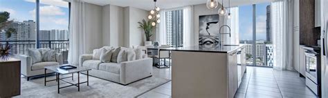 Miami, FL Studio, 1, 2 & 3 Bedroom Luxury Apartments near Overtown