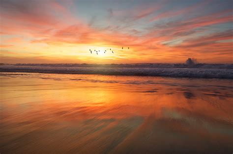 San Diego Beach Sunrise 4K wallpaper