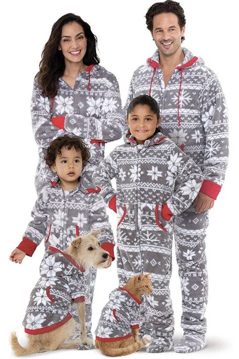 27 Best Matching Family Christmas Pajamas 2021 - Funny Pajamas for the Whole Family