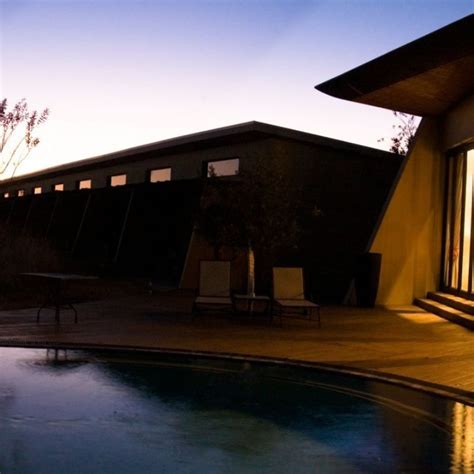 Maropeng Hotel – Maropeng and Sterkfontein Caves