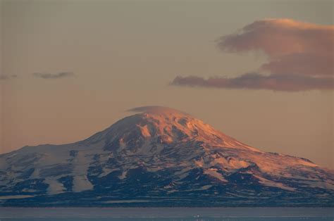 Mount Discovery, Antarctica : Volcanoes