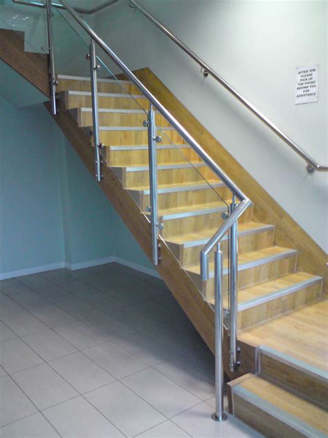 Tubular Stainless Steel Handrail System | SG System Products