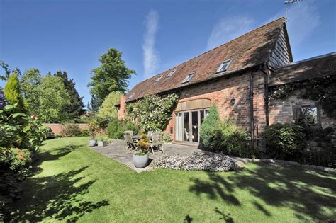 Grade II listed Glebe House in Hampton Lovett in Droitwich - Birmingham Post