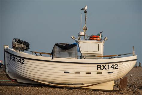 Fishing Boat RX142, Hastings Beach | Boat, Hastings beach, Fishing boats