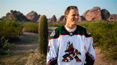 Coyotes Bring Back White Kachina Jersey — UNISWAG