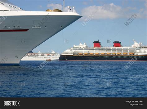 Anchored Cruise Ships Image & Photo (Free Trial) | Bigstock