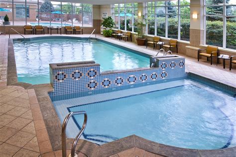 Courtyard by Marriott Niagara Falls | Clifton Hill District Niagara ...