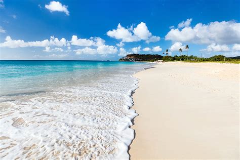 Best Beaches in Antigua & Barbuda