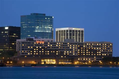 Sheraton Norfolk Waterside Hotel - Norfolk, Virginia