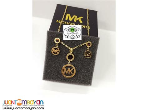 MICHAEL KORS NECKLACE & EARRINGS STAINLESS JEWELRY SET