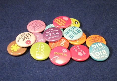 Funny Buttons And Stuff: 15 Inspiring Quotes Buttons