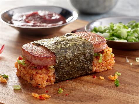 LONO Korean Fried Rice Musubi | SPAM® Recipes | Spam recipes, Recipes, Hormel recipes