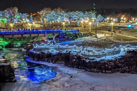 Spectacular Winter Wonderland At Falls Park In Sioux Falls