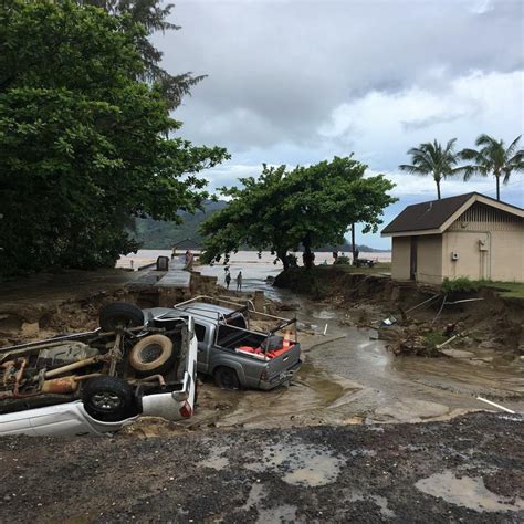 Kauai Flood 2018 | Photos and videos of devastating flooding on the ...