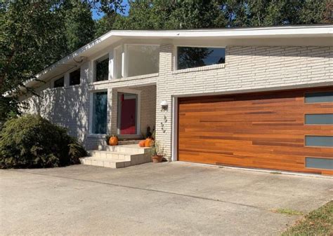 Modern Garage Door Trends You Need To Know About in 2020