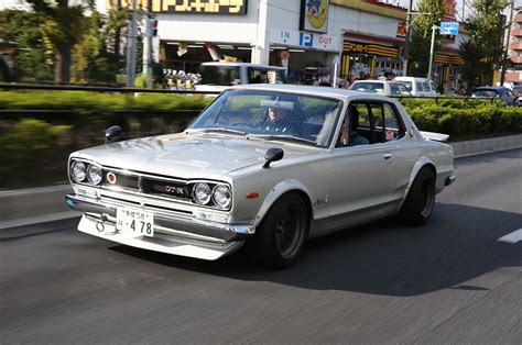 История Nissan Skyline 2000 GT-R