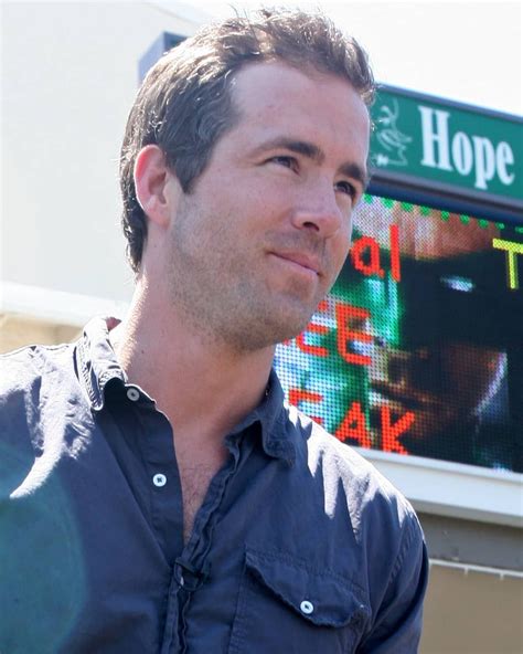 Ryan Reynolds on Instagram: “@vancityreynolds ” | Green bay packers, Green bay packers football ...