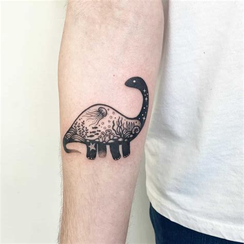 Update more than 83 simple dinosaur tattoo outline best - in.coedo.com.vn