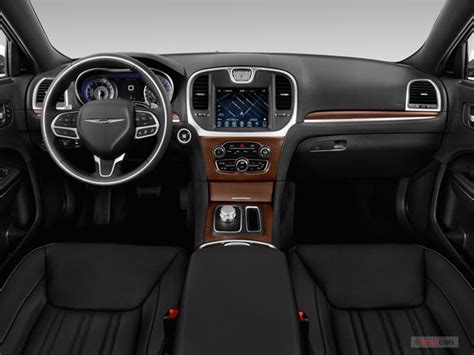 2015 Chrysler 300 Interior | U.S. News & World Report