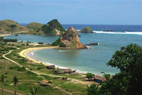 Pantai di Mandalika Lombok - 5 Pantai Indah di Kawasan Mandalika